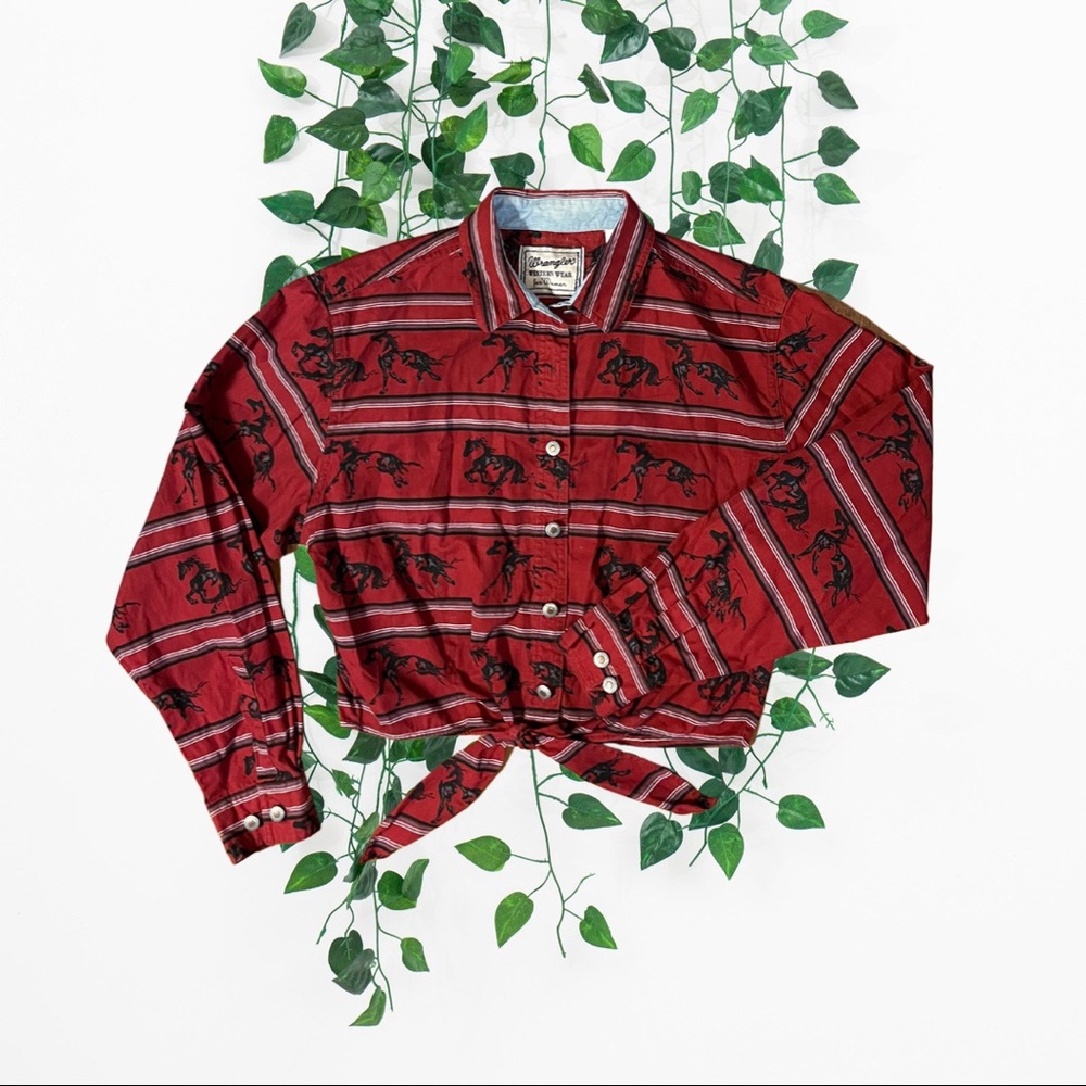 Vintage Wrangler Cropped Tie Front Button down | Red w Black Horse print - Large